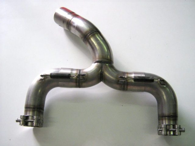 https://torquepowermotorcycles.com.au/product/motor-guzzi-norg…200-balance-pipe/