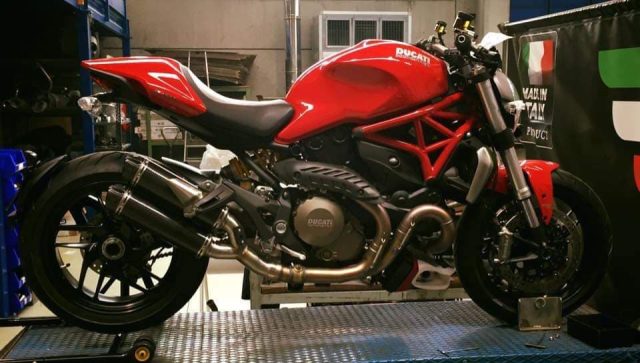 Ducati Monster 821 1200 slip on Carbon Exhaust